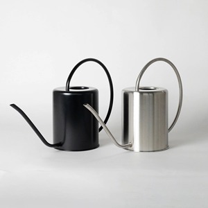 Regadera de Diseño Moderno, Regadera de Metal para Jardín con Boquilla Larga, Herramienta para el Cuidado de Plantas de Interior y Exterior, Decorativa para Jardín - Product Image 1