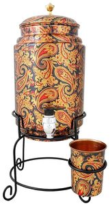Distributeur d'eau en cuivre avec motif floral en relief et robinet pour usage extérieur - Product Image 2