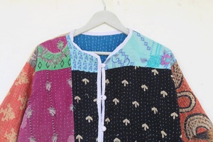 Veste Kantha vintage pour femmes Veste en patchwork Veste unique pour femmes - Product Image 2