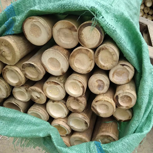 Fabricant vietnamien de piquets en bambou, pôles en bambou naturel pour la construction de jardins, fournisseur en gros, exportateur - Product Image 1