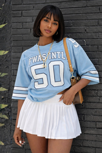 Camiseta deportiva holgada estilo universitario personalizada, camiseta corta informal con estampado de letras personalizadas, camiseta de fútbol americano. - Product Image 2