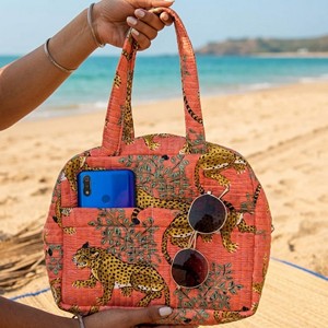 Bolsa de tela de algodón para todas las estaciones con bordado de patrón floral, ribete a rayas rosa y verde, parte superior abierta para compras - Product Image 1