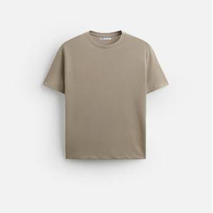 Camiseta Unisex de Manga Corta 100% Algodón Jersey de Alta Calidad con Impresión Personalizable para Hombre y Mujer, Serigrafía con Pedrería - Product Image 3