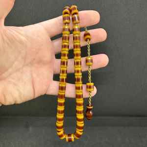 Tasbih de cuentas de resina de dos tonos con acabado liso, colores equilibrados y agarre cómodo, ideal para la oración diaria. - Product Image 4