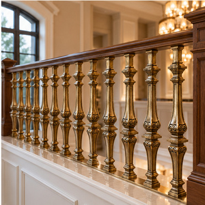 Rampe en bronze Heritage avec balustres en forme de goutte d'eau gravés et meneaux cannelés, main courante et balustrade en métal - Product Image 4