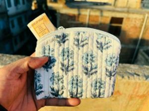 Monedero Acolchado Estilo Vintage con Diseño Floral, Cartera Pequeña con Cierre, Organizador para Tarjetas, Bolsa de Regalo con Flores Variadas - Product Image 6