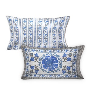 VILAKSH ENTERPRISES Ensemble de housse de couette en coton bleu floral classique 400TC 7 pièces avec taies d'oreiller personnalisables pour usage domestique - Product Image 2