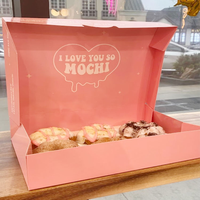 Boîte à sushi et beignets mochi rose écologique OEM pour cadeau de boulangerie, restauration et présentation de fenêtre de déjeuner avec impression en relief