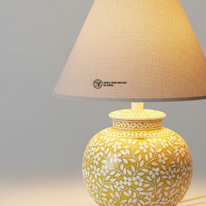 Lampe de table en incrustation jaune de qualité supérieure |   Lampe de chevet design avec base à motif floral - Product Image 2