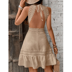 Mini-robe dos nu en crochet style halter, effet soleil, avec taille à œillets artisanale, coupe trapèze, en mélange de lin naturel - Product Image 4