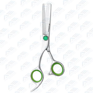 Ciseaux à effiler pour barbier Expert Precision 15g Apto Enterprises AE-5738 5,5 pouces en acier inoxydable 440c - Réutilisables et écologiques - Product Image 4