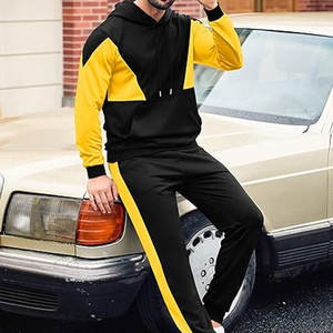 Ensemble de jogging personnalisé pour homme noir et jaune |   Ensemble sweat à capuche et jogging en polaire solide |   Survêtement streetwear classique avec fonctionnalité maternité - Product Image 5