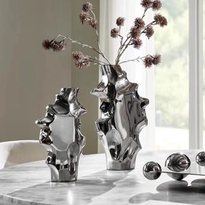 Jarrón de Metal de Diseño Elegante para Decoración del Hogar, Florero Premium para Oficina y Hoteles - Product Image 5