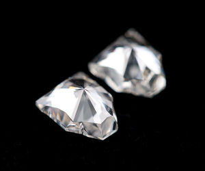 OM GEMS Diamante de laboratorio HPHT CVD de 2.10 ct con corte único en forma de guepardo, corte facial de animal, E,F VVS-VS, para colgante - Product Image 4