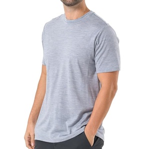 T-shirt de randonnée léger à manches courtes pour homme, 100 % laine mérinos respirante, col rond, personnalisable, séchage rapide, doux - Product Image 1