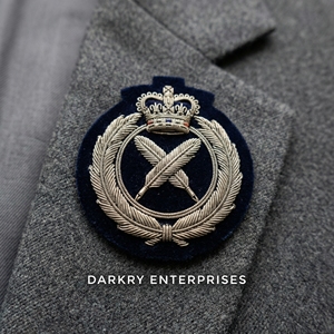 Écusson de blazer en velours brodé sur mesure, fait main, avec fil de lingot d'or, compas carré, badge maçonnique, franges et emblème cérémoniel - Product Image 3