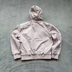 Sudadera EcoBreathe – Prenda Exterior Ligera de Tejido Natural - Product Image 4