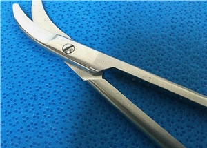 กรรไกรตัดกระดูกซี่โครงขนาดเล็กพิเศษ ใบมีดโค้งหยัก ความยาวรวม 6 นิ้ว 15.2 ซม. สำหรับกล้ามเนื้อหน้าอก ZETOMEDPRO - Product Image 4