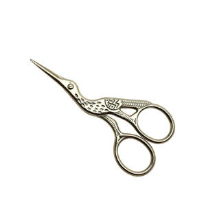 Ciseaux à broder miniatures professionnels, couleur dorée, lames portables tranchantes, acier à haute teneur en carbone, ciseaux fantaisie - Product Image 4