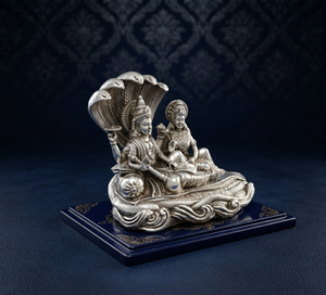Idole Laxmi Narayan en argent oxydé plaqué argent 999 de Jaipur Metals |   Statue hindoue 100% en laiton |   5,5x3,5x5 cm |   94g |   Déménagement en bonne ambiance - Product Image 5