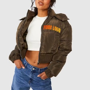 Chaqueta de invierno personalizada para mujer, de algodón, acolchada, teñida, transpirable, con capucha y cuello desmontable, gruesa - Product Image 1