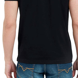 T-shirt imprimé sérigraphié en coton confortable à manches courtes, idéal pour un usage quotidien et un style urbain moderne - Product Image 5
