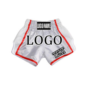 Shorts de Muay Thai rouges personnalisés pour les clubs de combat et les salles de sport, shorts de boxe en satin avec marquage personnalisé, prix de gros - Product Image 2