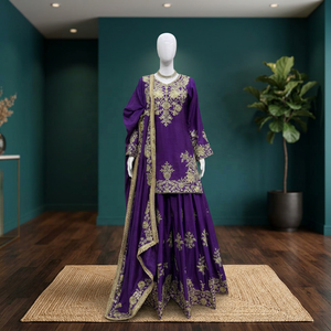 Derniers modèles de salwar kameez de créateurs pour les occasions spéciales, disponibles à prix abordable chez Samp Corporation - Product Image 5