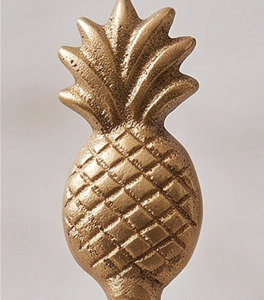 Ensemble de couverts élégants en or avec poignée ananas, finition mate, design original, pour fêtes et événements, ensemble de fourchettes et cuillères en métal pour mariages. - Product Image 2