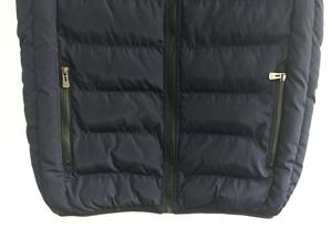 Manufacturer Customizable Slim Fit Quilted Bomber <b>Gilet</b> Casual Sleeveless Puffer Vest Coat for Men Made of Polyester Filling - Product Image 4
