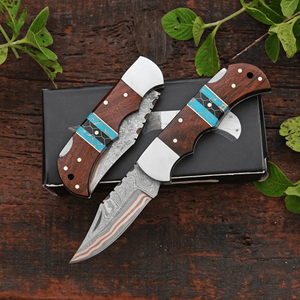 Couteau de poche portable en acier au carbone, lame de 3 pouces, forgé à la main, orientation réglable de la main, poignée en bois, finition polie, étui en cuir - Product Image 1