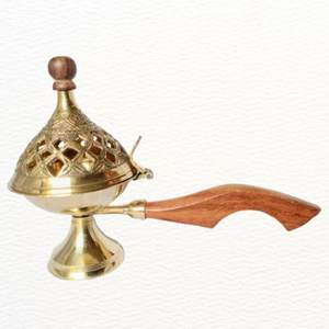 Dhoop Dani en laiton de qualité supérieure avec couvercle ventilé, accessoires pour temple indien, vente en gros, décoration pour restaurant, hôtel, maison - Product Image 1