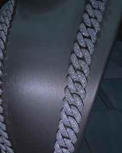 Collection Hip Hop : Chaîne cubaine en argent sterling avec pendentif en or rose pour homme, sertie de moissanite certifiée 100% authentique - Product Image 3