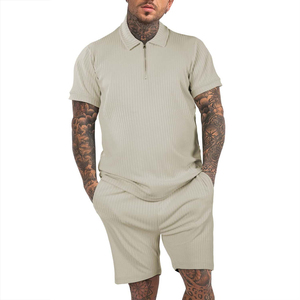 Ensemble de costume d'été pour homme en tissu éponge respirant à deux pièces avec logo personnalisé, short et t-shirt - Product Image 5