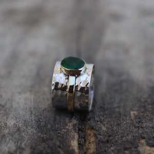 แหวนวงแหวนลายตอกสองสีหยกเขียว เงินแท้ 925 ผสมทองเหลือง แหวนโลหะผสมสำหรับผู้ชายและผู้หญิง เครื่องประดับ - Product Image 2