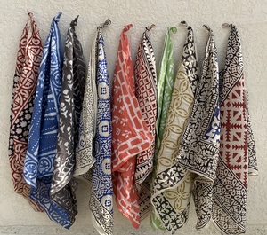 Pañuelo Bandana Cuadrado al por Mayor, Estampado a Mano, 100% Algodón, Ecológico, Reutilizable, Duradero, Casual, con Patrón Floral, Transpirable - Product Image 4
