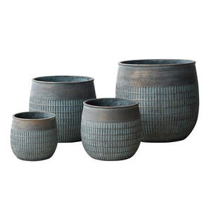 Jarrón Clásico de Hierro para Mesa con Acabado Rústico, Soporte para Flores, Centro de Mesa Decorativo para Bodas e Interiores del Hogar - Product Image 1