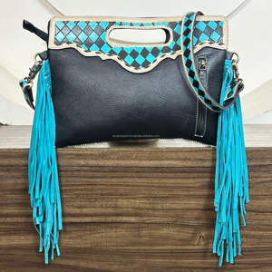 Sac à bandoulière en cuir à carreaux tendance en gros, sac à main pour femmes en cuir de vache véritable avec franges - Product Image 5