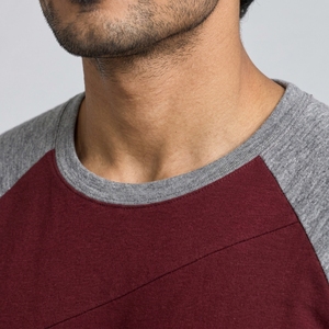 Camiseta raglán para hombre hecha con tela transpirable, mangas en contraste y costuras duraderas para atuendos casuales, ropa deportiva y uso diario. - Product Image 6