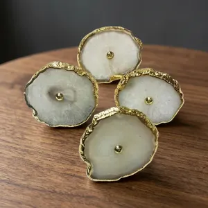 Vente flash : Boutons de meuble en résine époxy avec design en bois naturel pour armoires de cuisine, disponibles au meilleur prix - Product Image 3