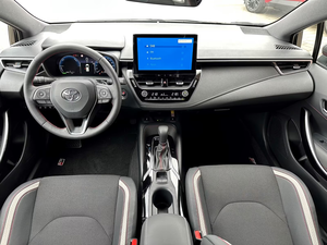 Toyota Corolla Touring Sports Hybrid GR Sport Wagon, Faros LED, Automático, Gasolina/Eléctrico, Auto de Pasajeros, Exportación - Product Image 3