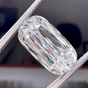 Diamant unique taille ciseaux 2,00 carats cultivé en laboratoire, certifié IGI, pour la fabrication de bagues de mariage, d'anniversaire ou de bijoux - Product Image 1