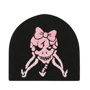 Gorro de Punto Jacquard de Moda, Personalizado con Pedrería, Estampado Gráfico por Sublimación, Gorro Cálido de Invierno, Fabricante OEM ODM - Product Image 1