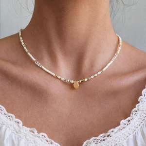 สร้อยคอประดับมุกน้ำจืด สร้อยคอหินธรรมชาติแบบหลายชั้น ชุบทอง ประดับลูกปัด เครื่องประดับสไตล์มินิมอล - Product Image 3