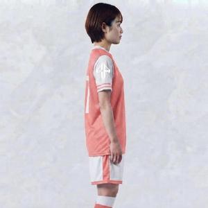 Camiseta de Fútbol para Mujer con Cierre de Pullover y Manga Corta con Estampado Sublimado, 100% Poliéster, RIVIAN ATLANTI, en Oferta - Product Image 3