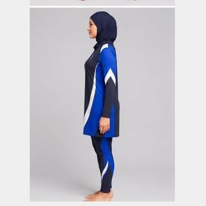 Ensemble Burkini 4 Pièces pour Femme, Couvrant Entièrement le Corps, Modeste, avec Haut à Manches Longues et Voile Intégré, Très Demandé - Product Image 5