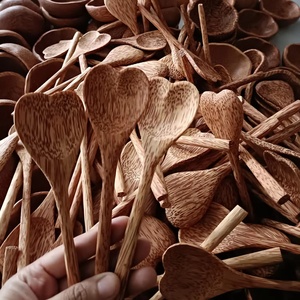 Wholesale Eco-Friendly coconut Wooden <b>Heart</b> Spoons/ Mini Wood coffee spoon Utensil Sets Kitchen Custom Logo Christmas <b>Mugs</b> - Product Image 3
