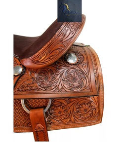 อานม้าหนังแท้สไตล์ตะวันตกสำหรับแข่งม้า ลายดอกไม้และตะกร้า ประดับโลหะแกะสลักลาย คอนโชส์สีน้ำตาล เบาะบุนวม พร้อมชุดอุปกรณ์ ขนาด 10"–18" - Product Image 3
