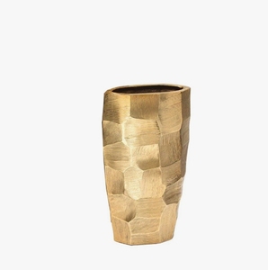 Vase en métal finition laiton facetté, style Art Déco, texturé, abstrait, pour table, écologique, fait main, décoration de luxe pour la maison, accent pour le salon - Product Image 2