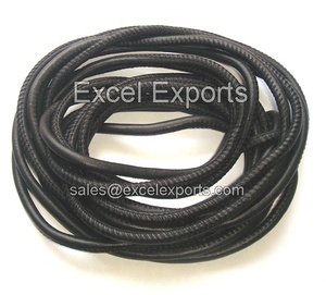 Vente en gros de cordons en cuir d'agneau d'Excel Exportations de bijoux à motif rond cousu en croix de tailles 3mm 4mm 5mm 8mm - Product Image 1